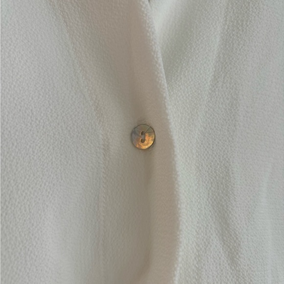 Tie front button down blouse from VICI - Picture 4 of 7